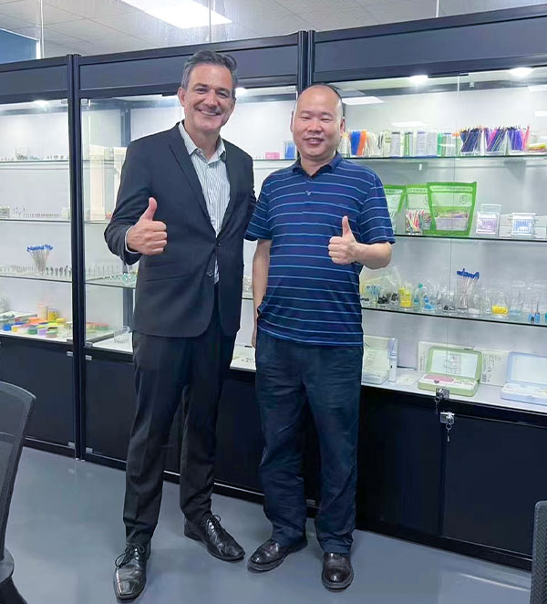 Servicio de personalización de pincel de protofhia dental