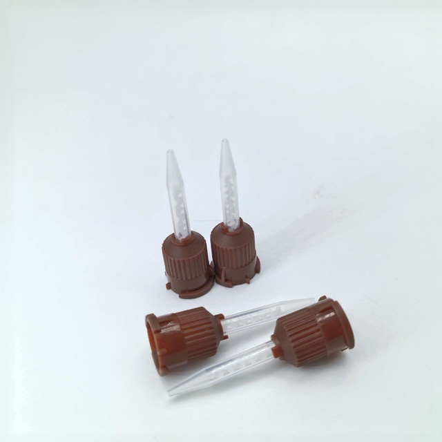 Alta compatibilidad Todos los procedimientos dentales Entrega eficiente de fluidos y materiales Transportador dental